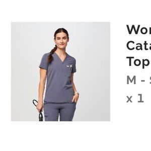 FINAL PRICE DROP Figs caterina scrub top SPACE NAVY